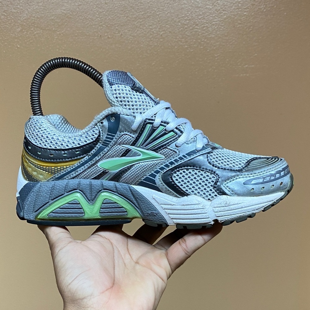Vintage Brooks Ariel 11 Women’s Running Sneakers “Gray Mint Green White” Sz 6.5 - Picture 9 of 17